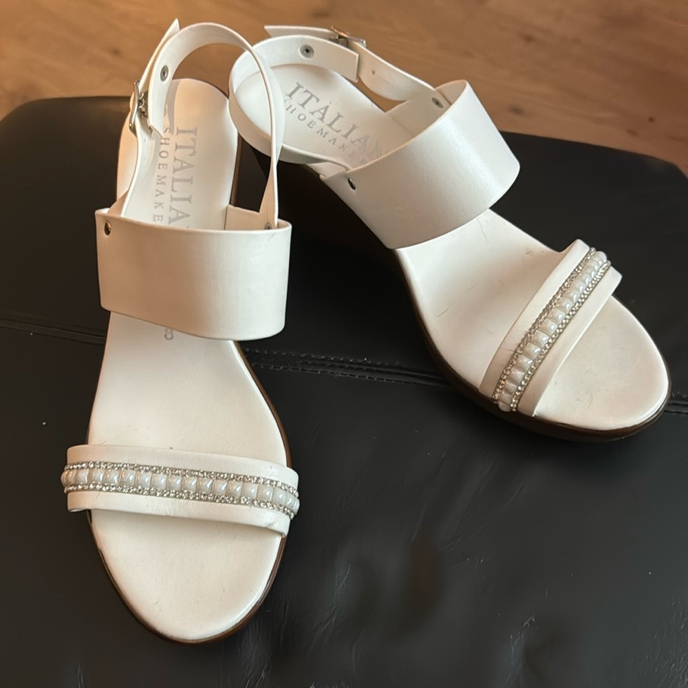 Italian Shoemakers White Sandals